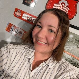 Leggings, Blouses And Tops, Hair Styling Tools And So Much More! 3x,4x Sizes